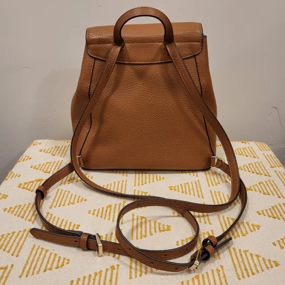 Kate Spade Leather Backpack Leila Medium Flap - Picture 4 of 8